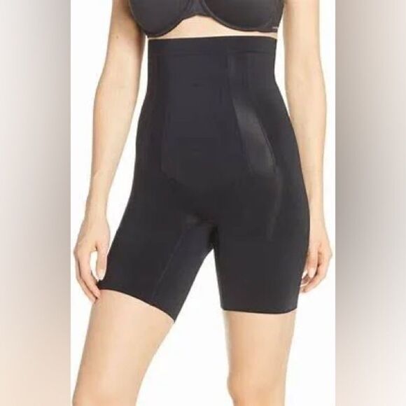 SPANX Other - Spanx High Waisted Mid-Thigh Short